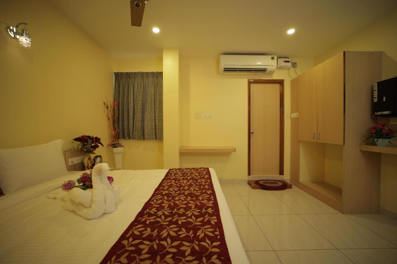 Nadanam Inn Puducherry Exterior foto